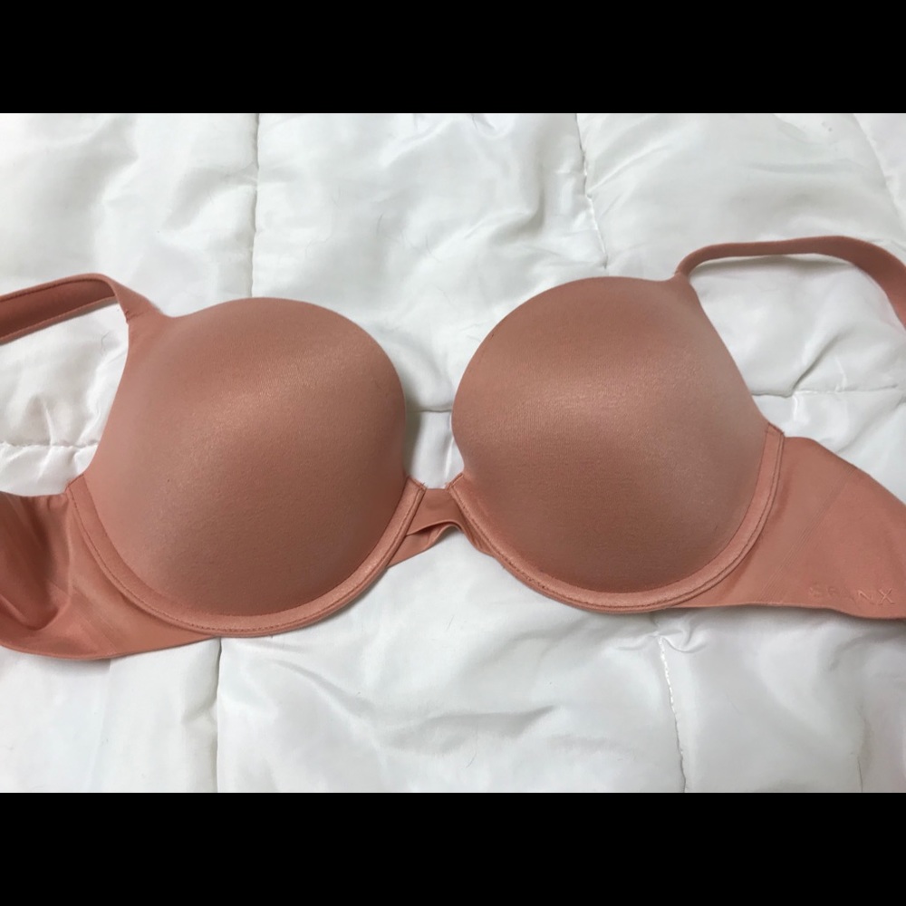 SPANX pillow cup 36C bra. NWOT
